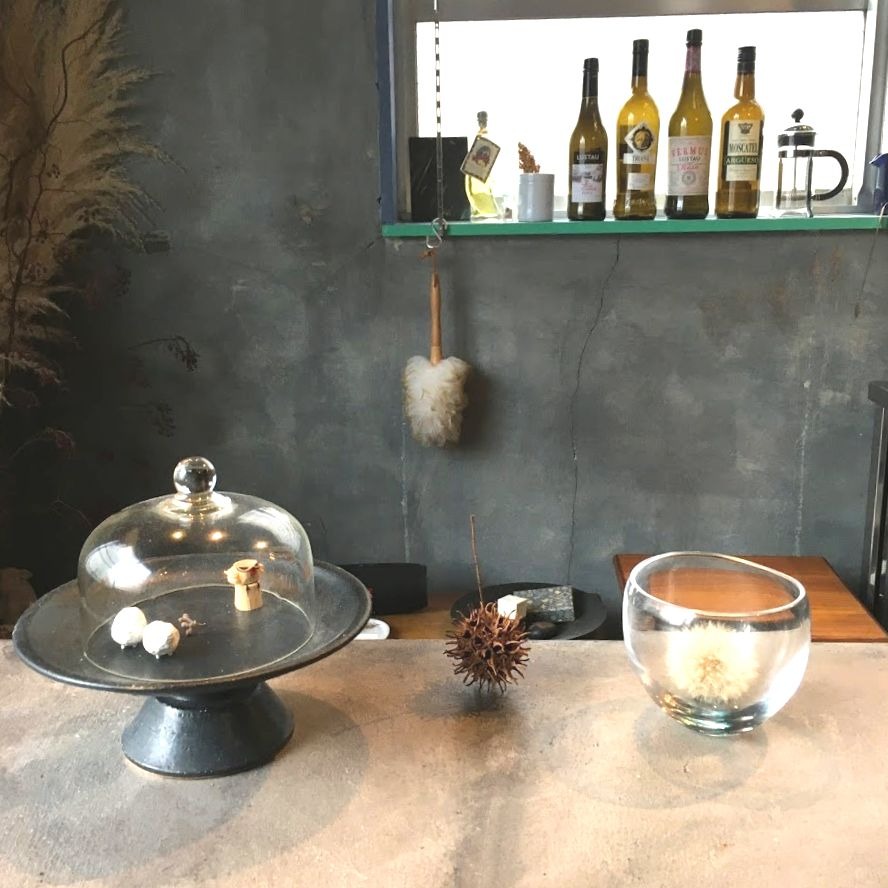 インテリアのお手本のようなおしゃれな店内