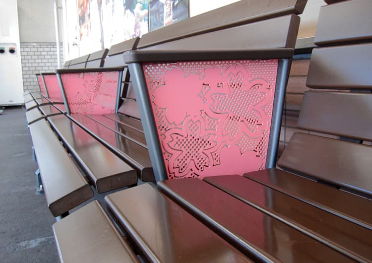 【鉄分100％ エピソード8】阪急の駅ホームにあるご当地ベンチ