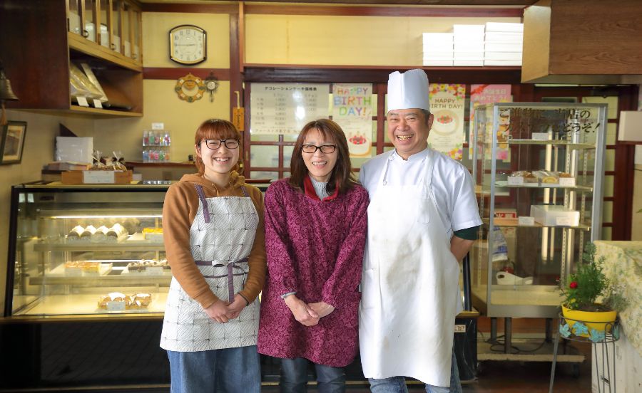 ファースト洋菓子店のご家族