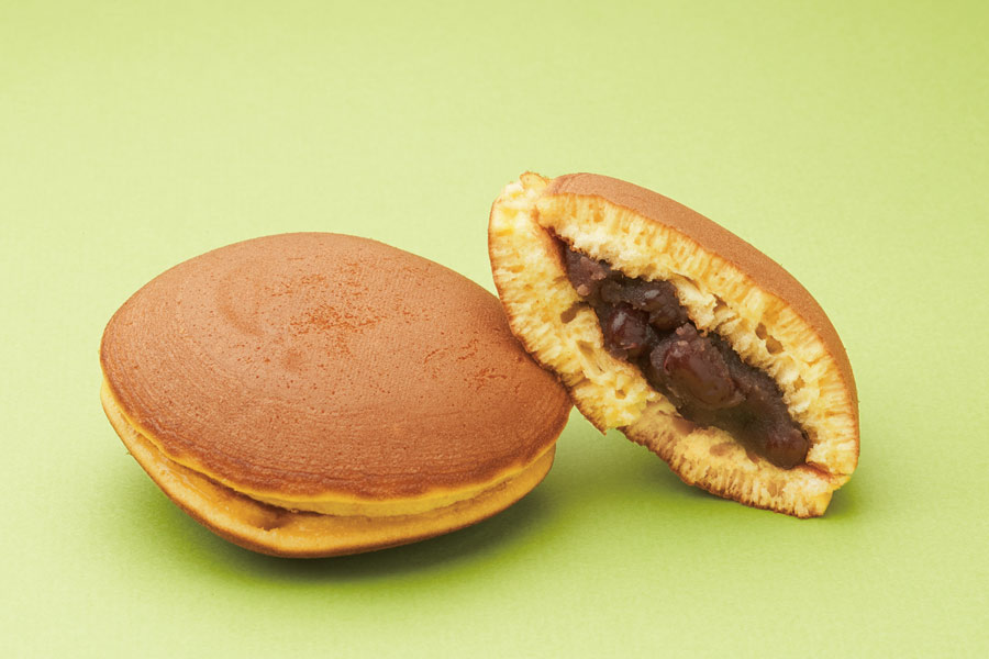 たっぷりあんこが入ったどらやき