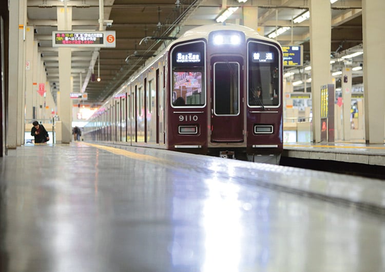 【鉄分100％ エピソード9】阪急電車の白いヘッドライトの正体