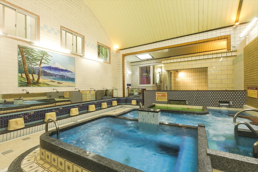 タイル絵も楽しい阪急石橋の銭湯・平和温泉（大阪）｜TOKK編集部