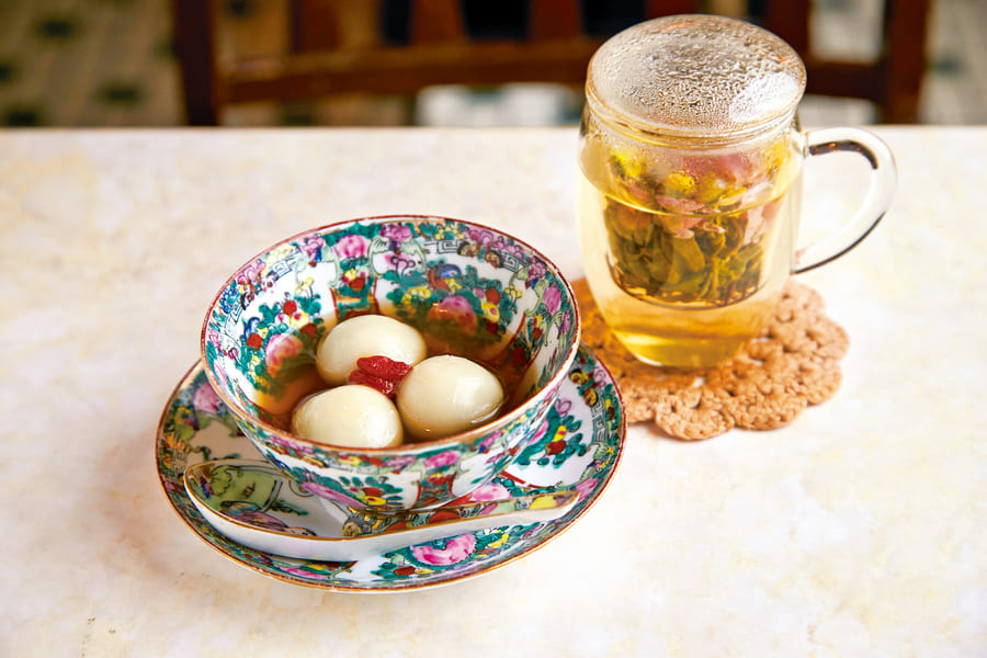 器によそわれた白玉