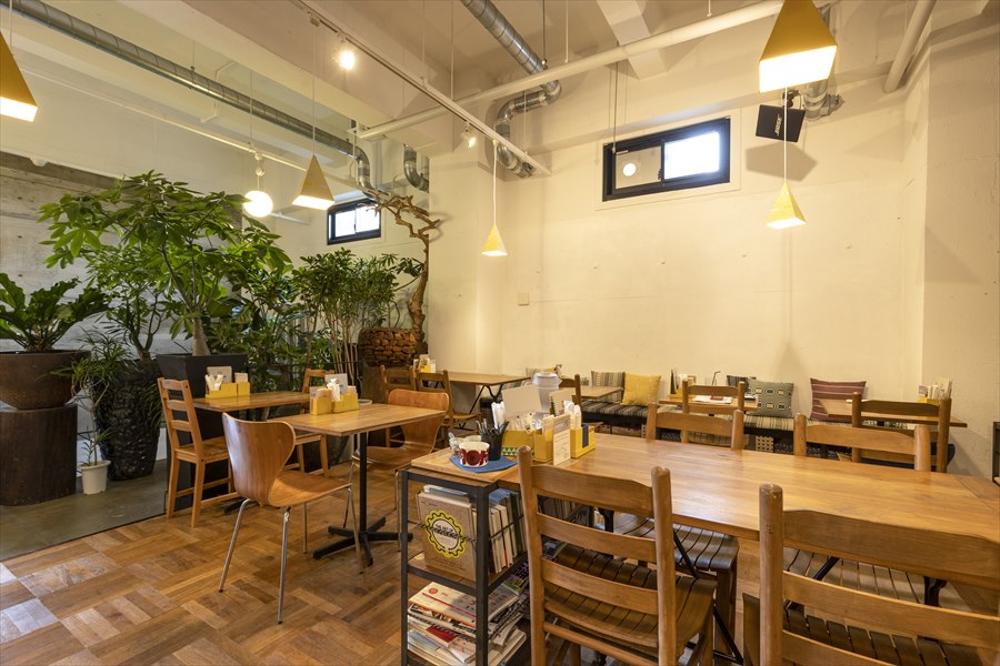 ＆PAPERに併設のカフェ