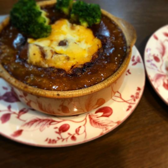 ディナーとしてもおすすめのハイティーセット