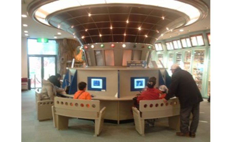 手塚本人からマンガのことまでいろいろ見ることができる検索機