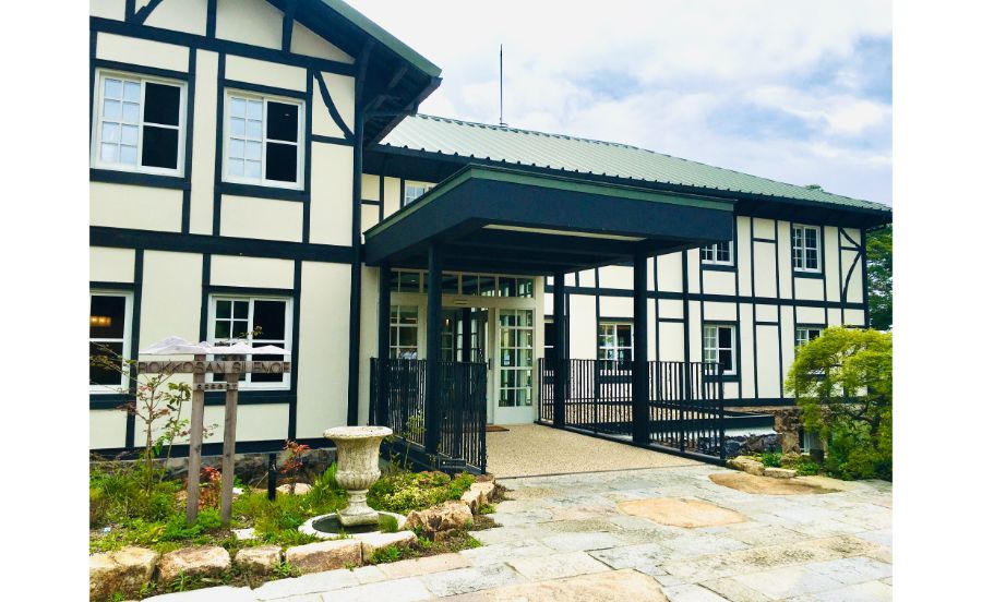 生まれ変わった六甲山サイレンスリゾートの外観