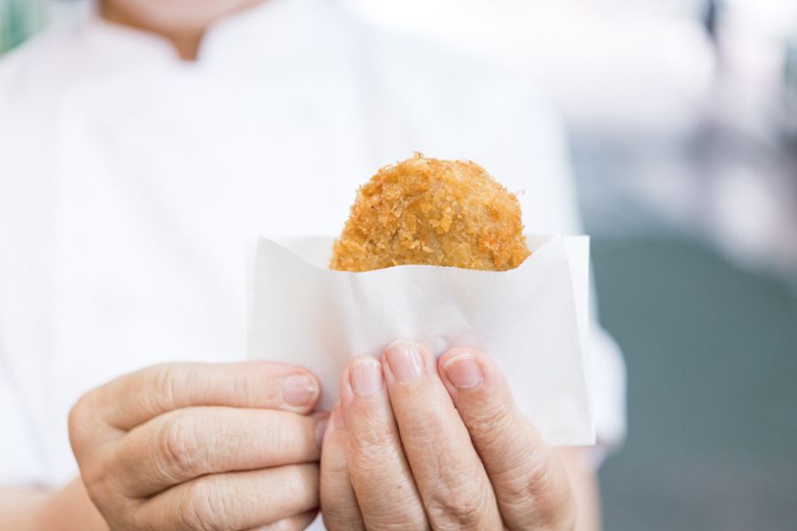 コロッケのアップ