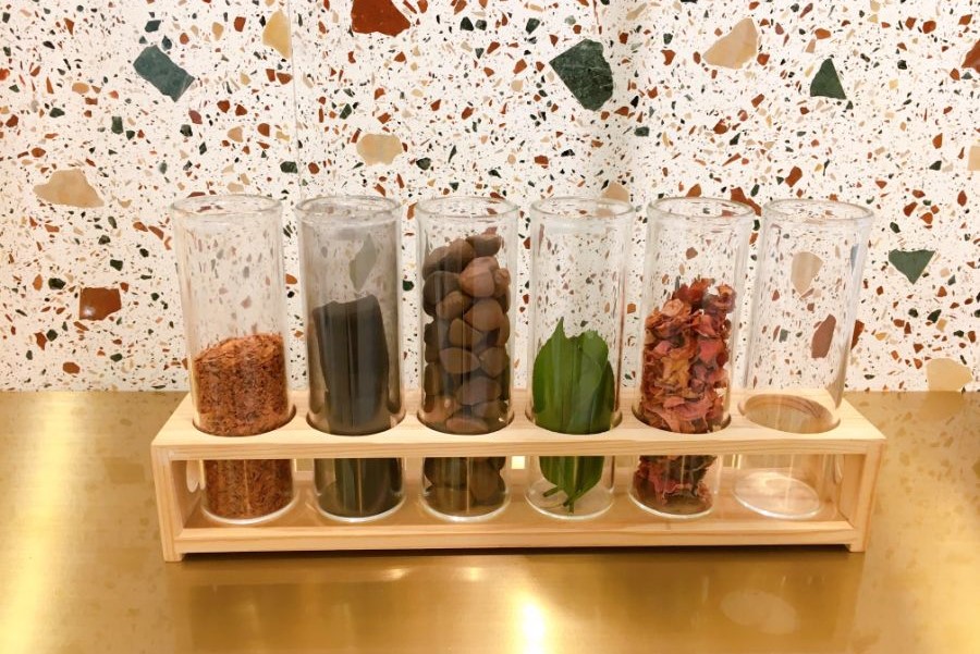 椿花、椿炭、椿種子、椿葉、椿花