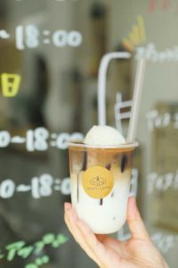 コーヒーゼリーフロート