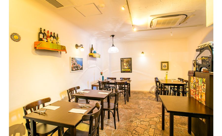 カンティーナアルコの内観