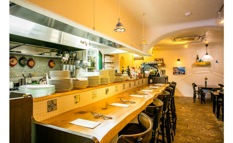 カンティーナアルコの内観