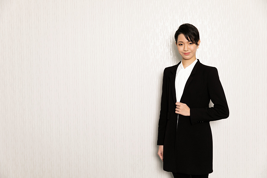 2021年阪急阪神　初詣ポスターモデル 宝塚歌劇団雪組　華世京（かせきょう）さんインタビュー