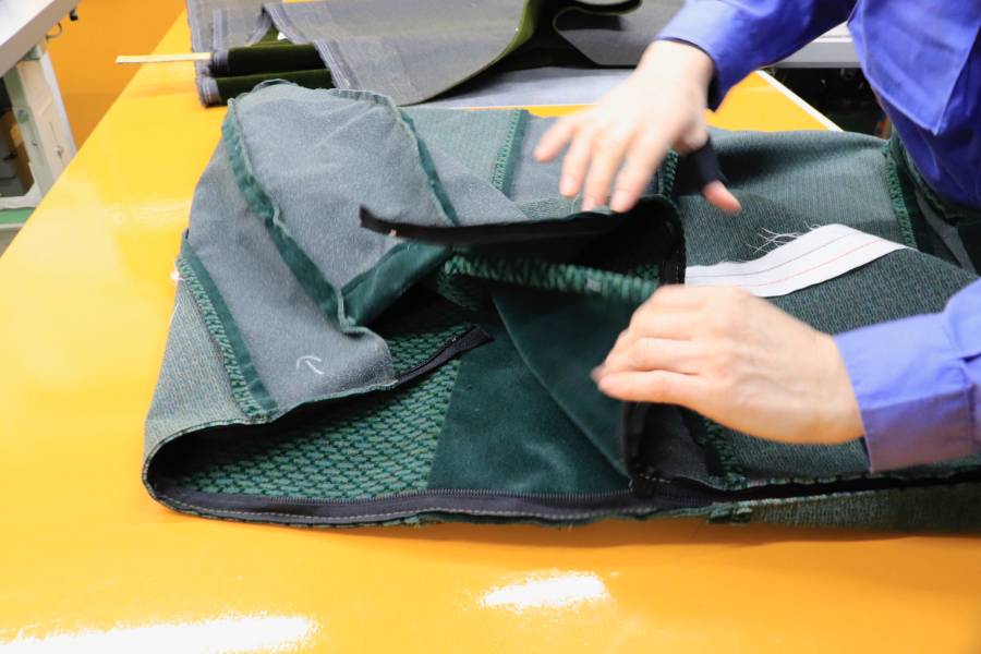 クロスシートの生地