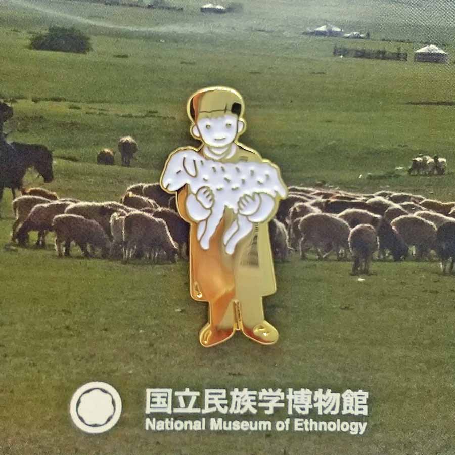 モンゴルの羊飼いの少年をピンバッジにデザイン