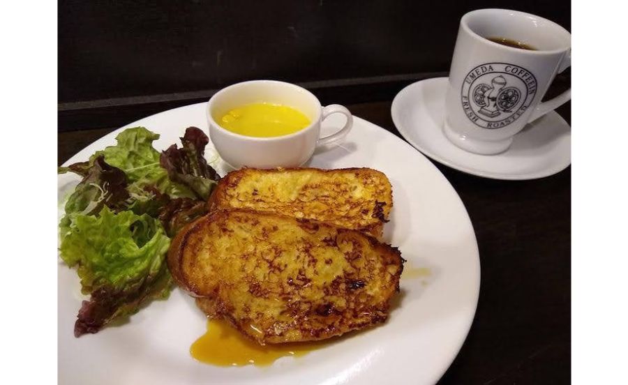 梅田コーヒー院のフレンチトーストセット