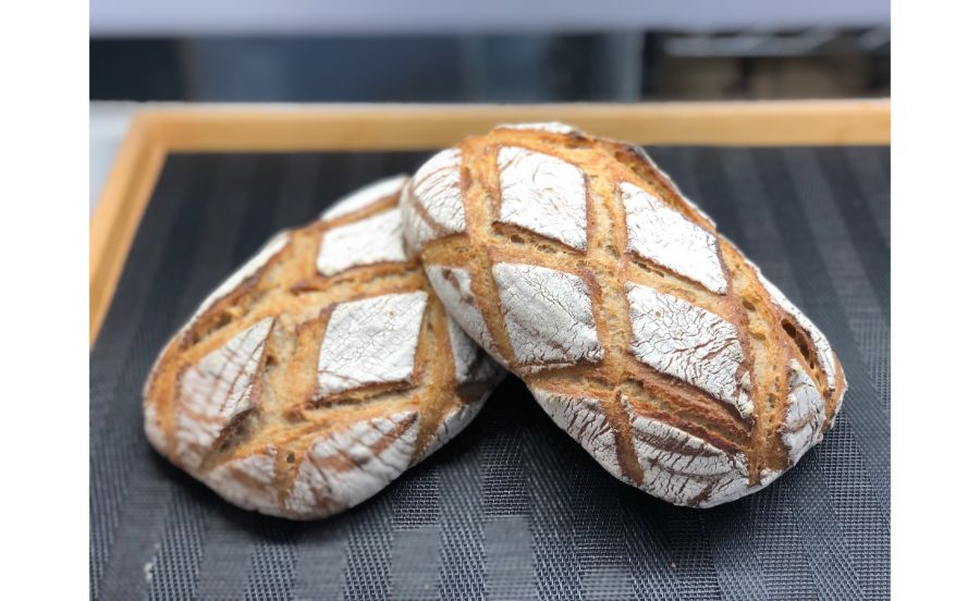 BAKERY LES’JOURSのカンパーニュ