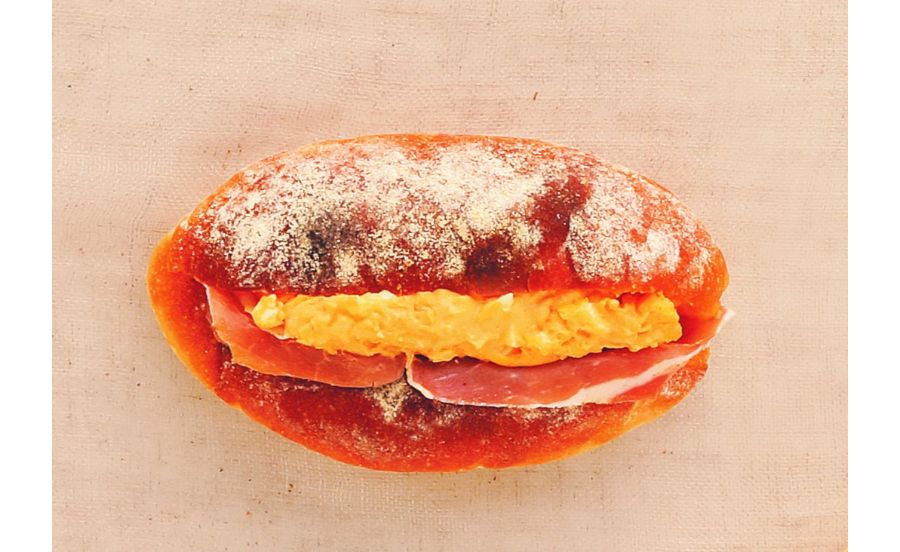 Pane Ho Marettaの生ハム×ホースラディッシュソースのたまごサラダサンド