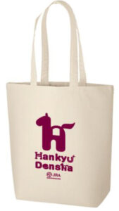 馬の絵が描かれたトートバッグ