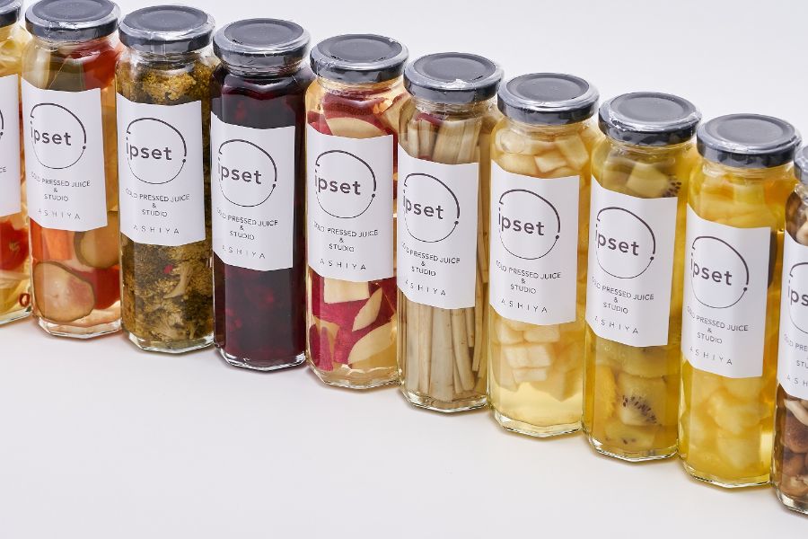 ピクルスの瓶づめ