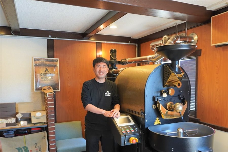 かみかわ珈琲焙煎所のオーナー