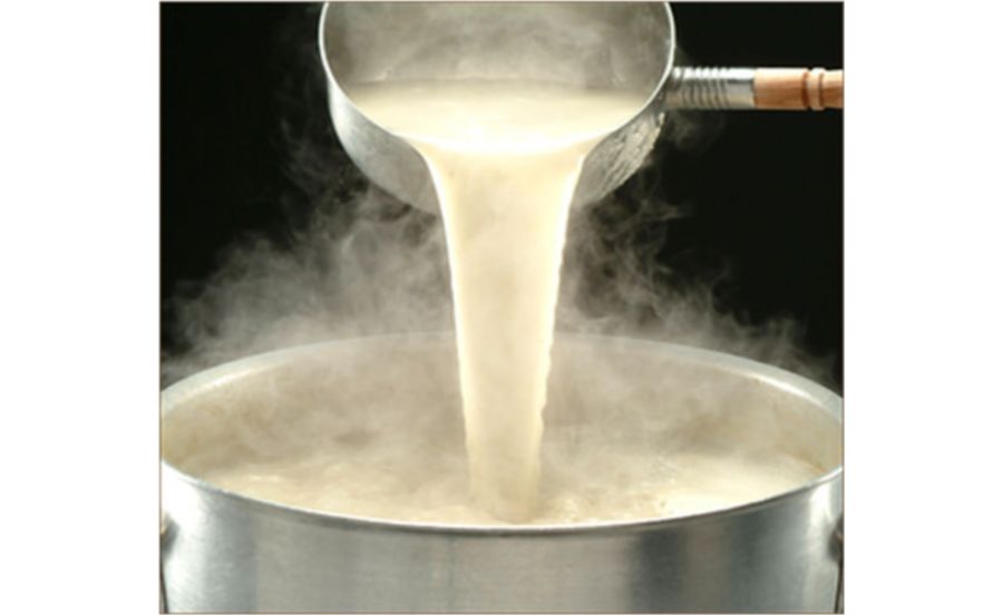 「ラーメン工房  あ  宝塚店」の豚骨スープ