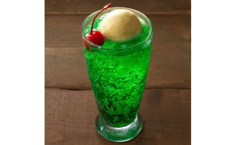 珈琲館の喫茶店のメロンクリームソーダ