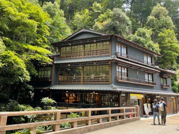 再築された橋本亭