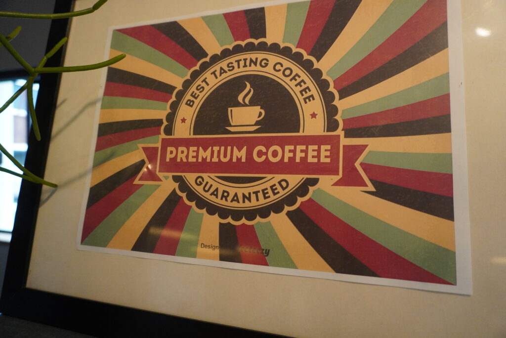 FIFTEENcoffeeROASTERSの店内