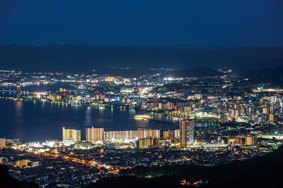 比叡山延暦寺の夜間特別拝観へ！2022年 夏の比叡山プレミアムナイトバスツアー開催