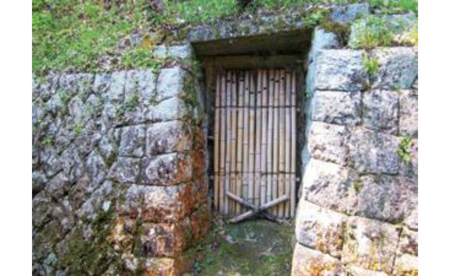 猪名川町立 静思館の氷室