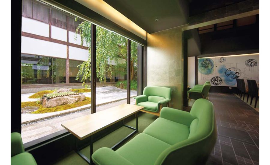 然花抄院の内観