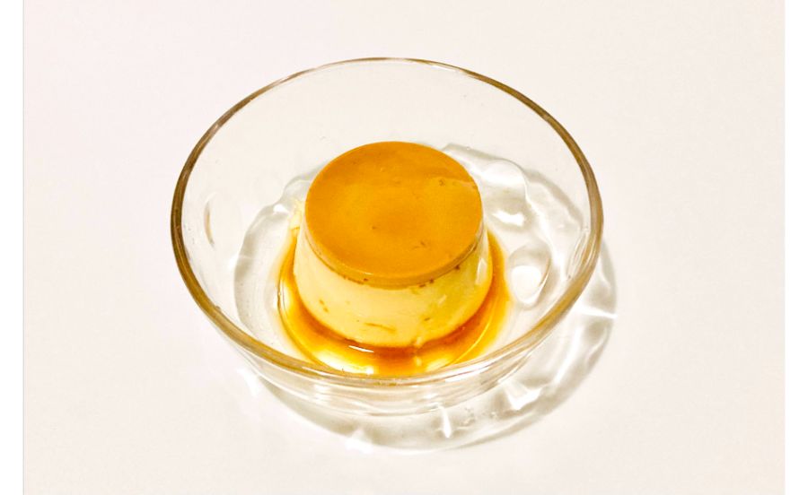 器に出した焼きプリン