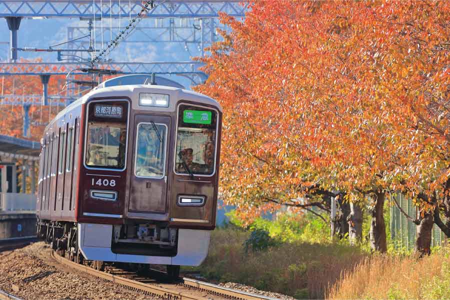 阪急電鉄カレンダーの撮影ウラ話！プロの鉄道カメラマンに聞く【TOKK2021年10月号】
