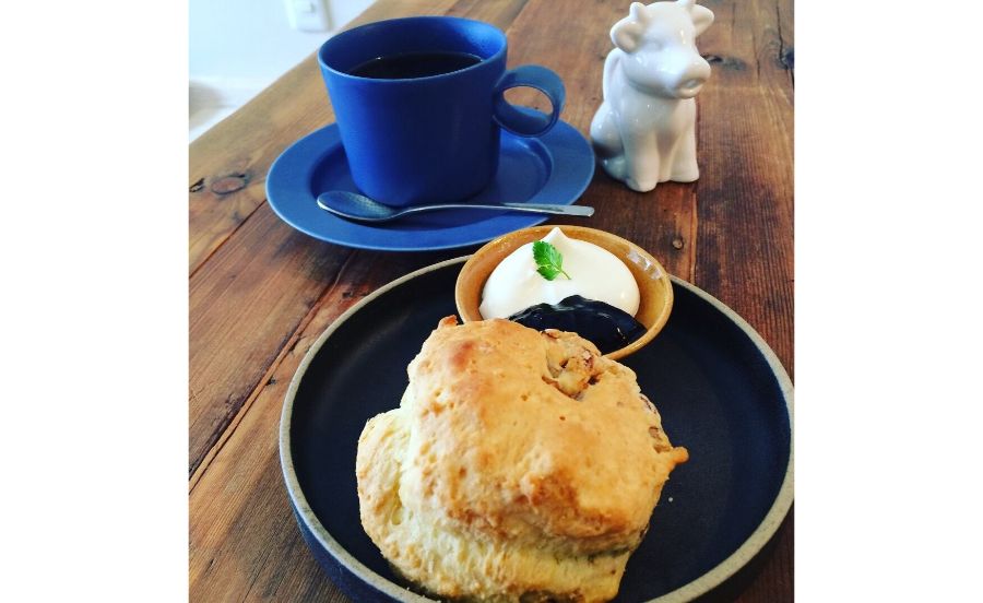 cafe upeのスコーンと紅茶