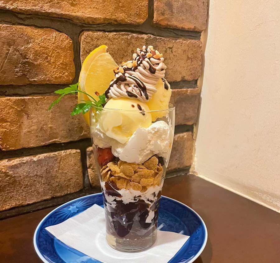 珈琲店スパニョラの人気パフェ