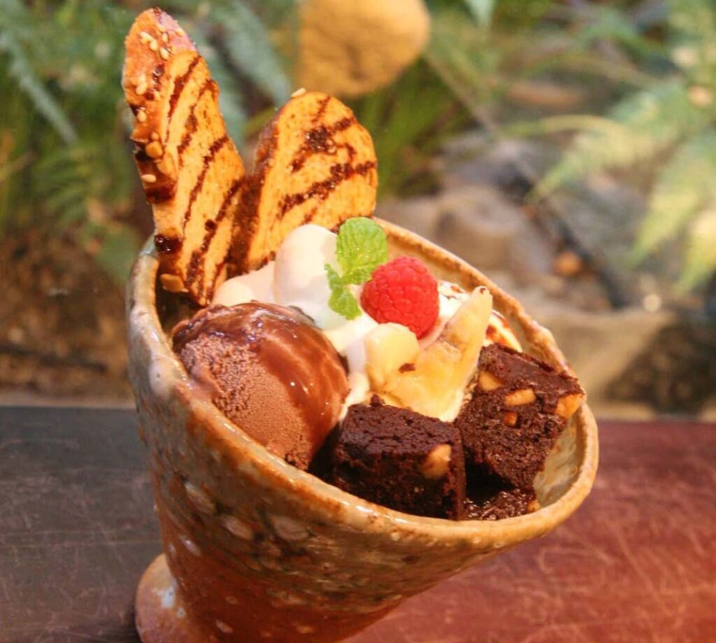 うつわCaféと手作り雑貨の店 ゆう 大阪梅田店のチョコレートパフェ