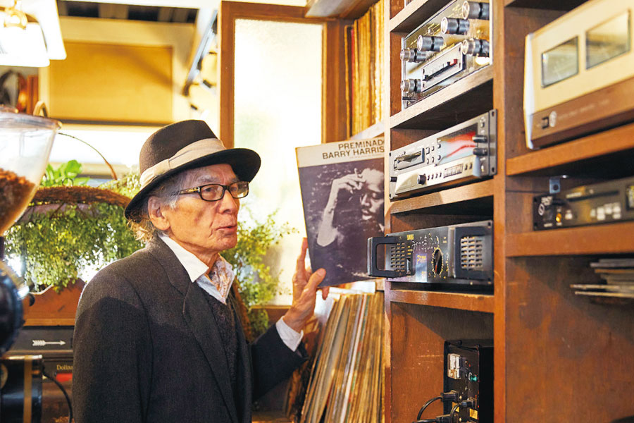 MOKUBA'S TAVERN マスター 小西武志さん