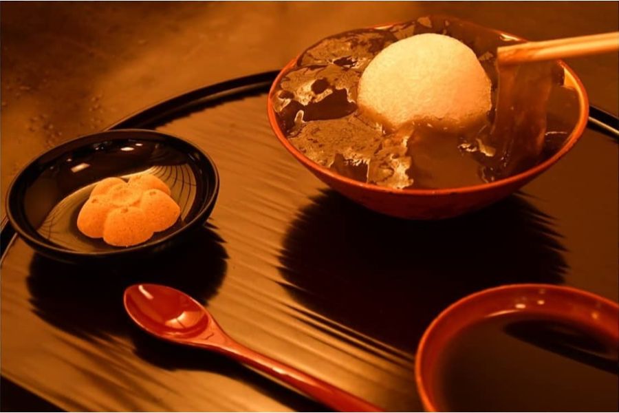 本わらび粉を使用したぎおん徳屋のわらび餅