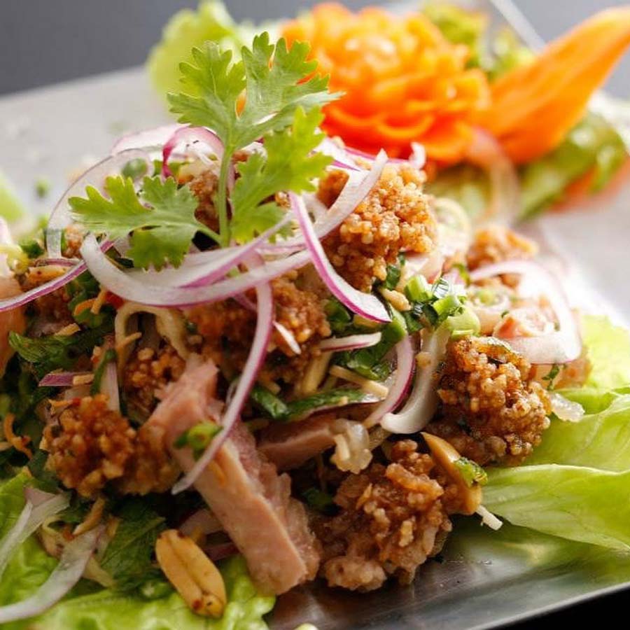 チェディルアンのビュッフェ