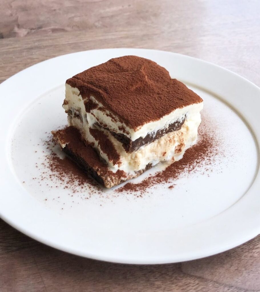 モトコーヒーのティラミス