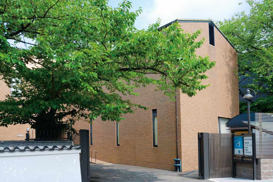 物を読むなら池田文庫へ