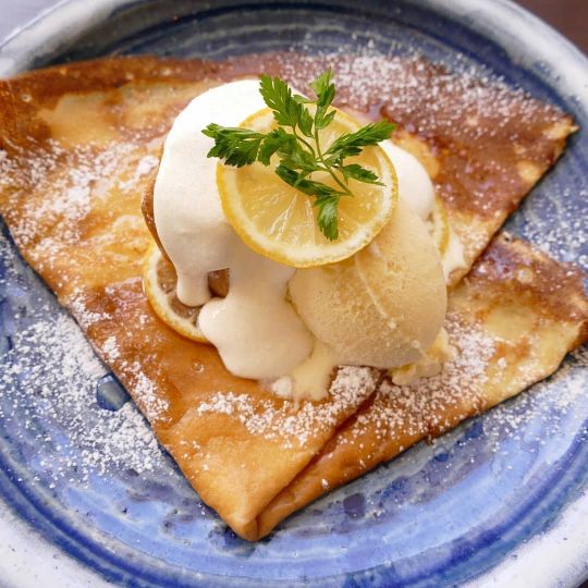 爽やかなレモンが魅力のクレープ