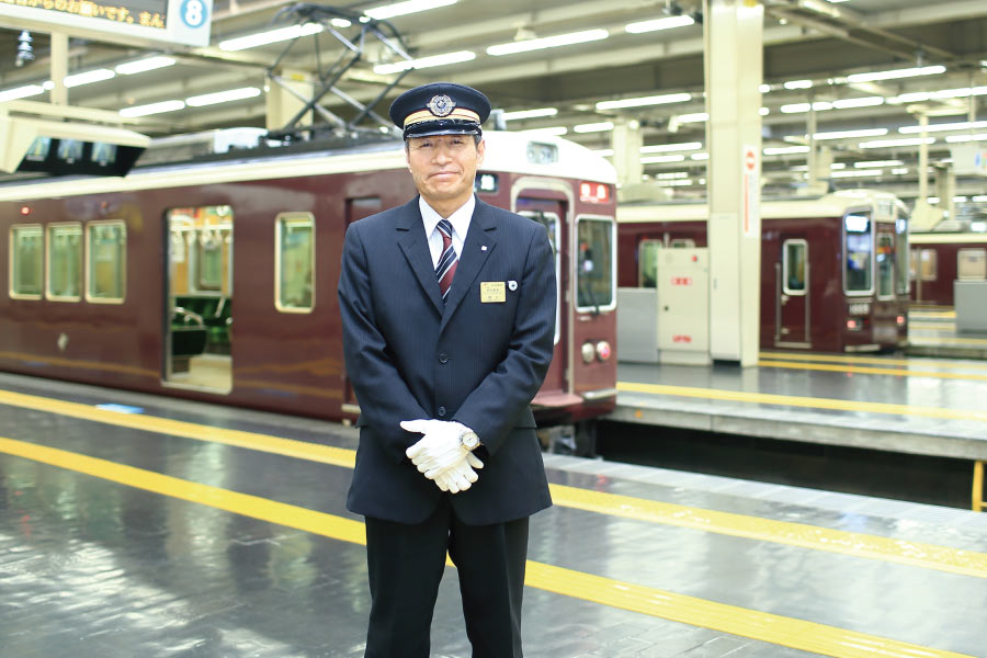 大阪梅田駅 統括駅長 橋本和寿さん|新たな発見の近道として