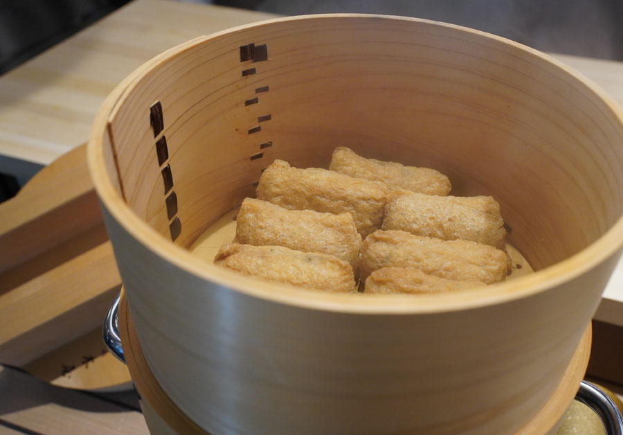 灘五郷酒所の蒸し稲荷