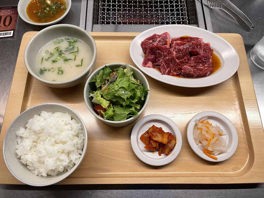ひとりカルビ1965のランチメニュー