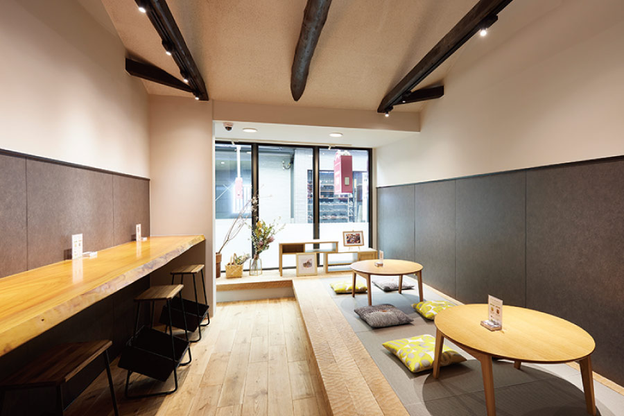 老舗海苔メーカー・大森屋のおむすび専門店が、京都・寺町にオープン