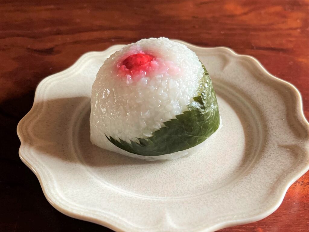 松楽のいちご桜餅