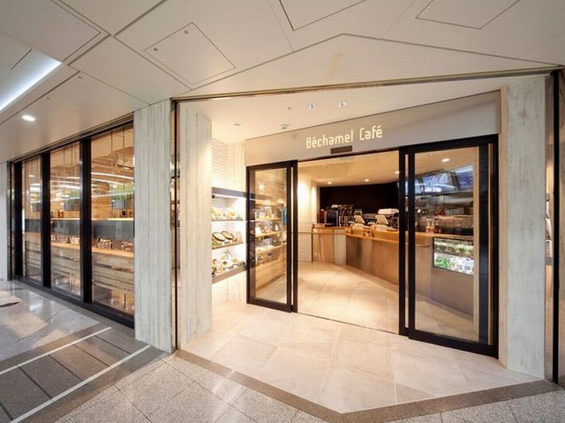 ベシャメルカフェ入り口