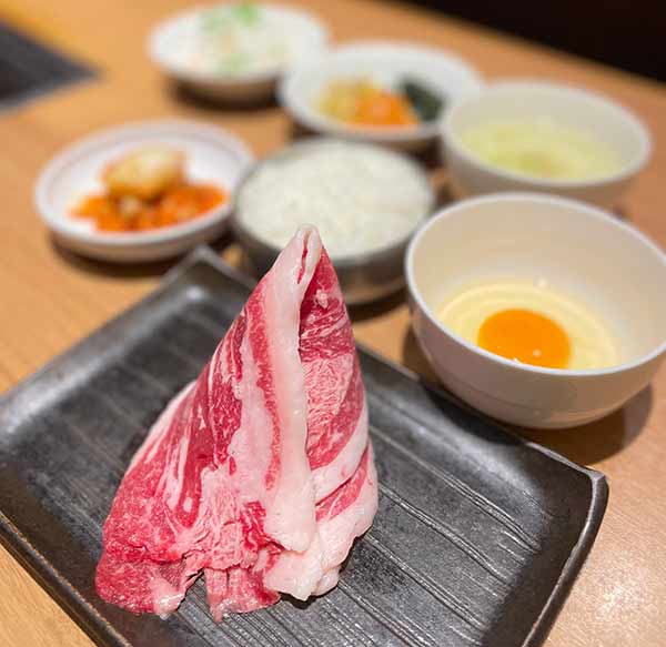 白雲台グランフロント大阪店のカルビランチ